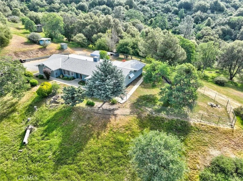 Photo of 3310 Deer Run, Mariposa, CA 95338 (MLS # MP26061844)