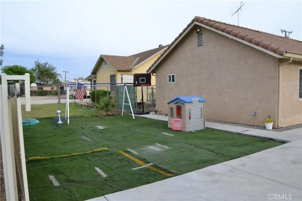 Photo of 33185 Wesley Street, Winchester, CA 92596 (MLS # SW26068667)