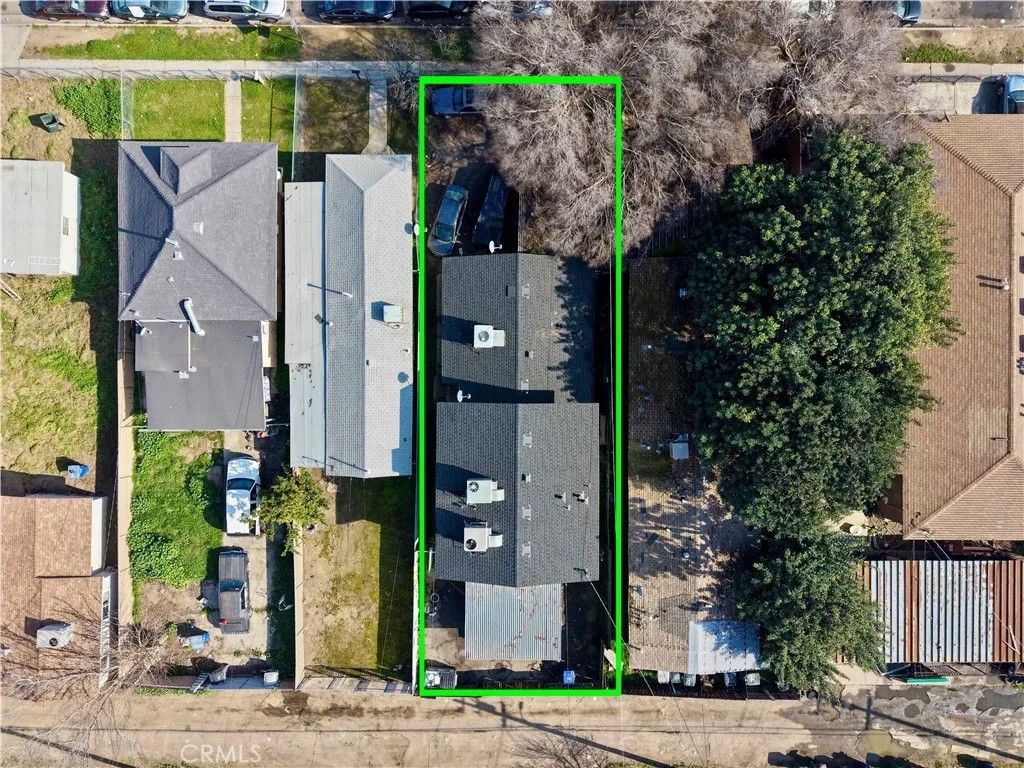 Photo of 329 N Diana St, Fresno, CA 93701 (MLS # SR26038048)