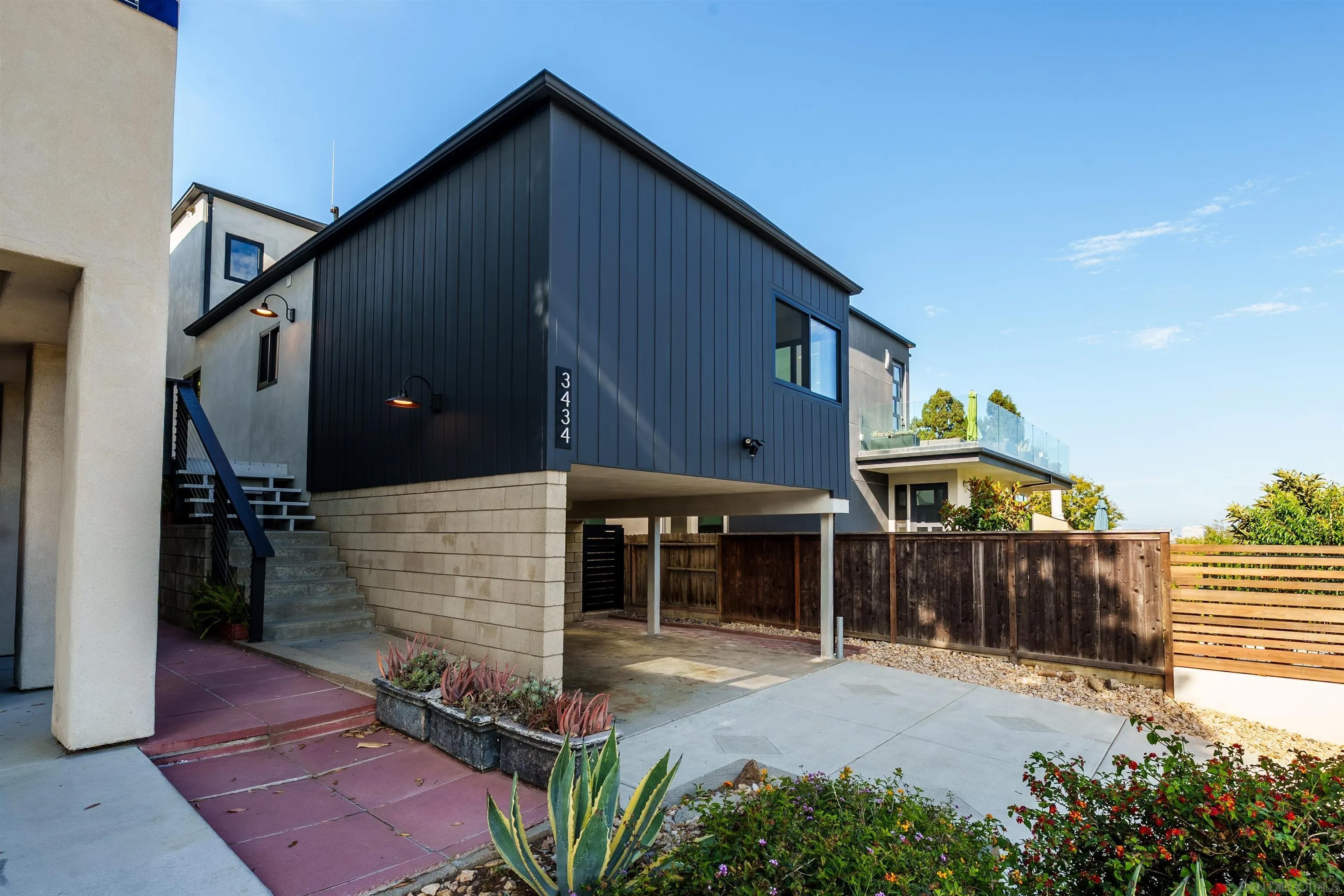 3434 Talbot St