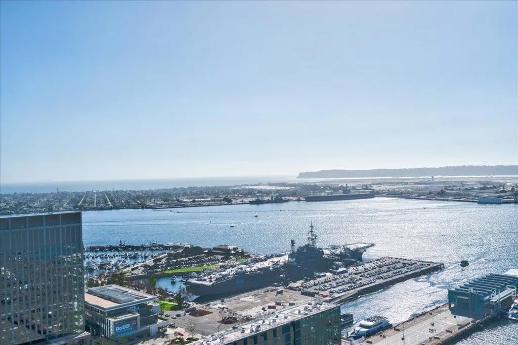 1199 Pacific Highway 3902