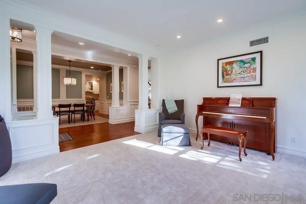 Photo of 10154 Pinecastle St, San Diego, CA 92131 (MLS # 2600456)