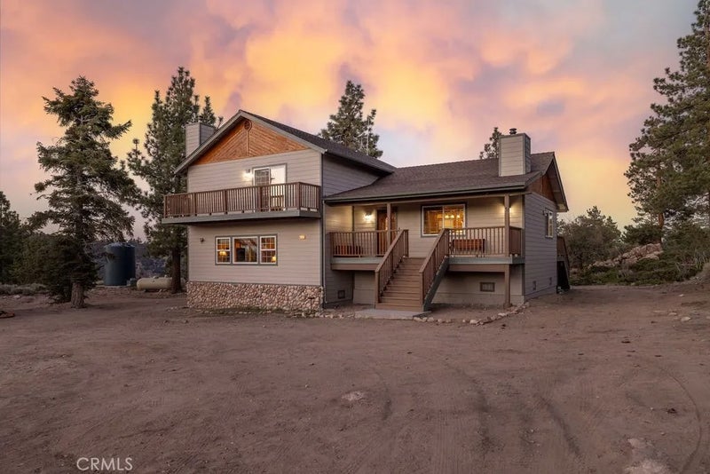43942 Rainbow Lane