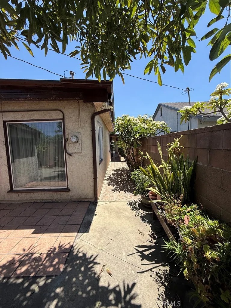 221 S Ranburn