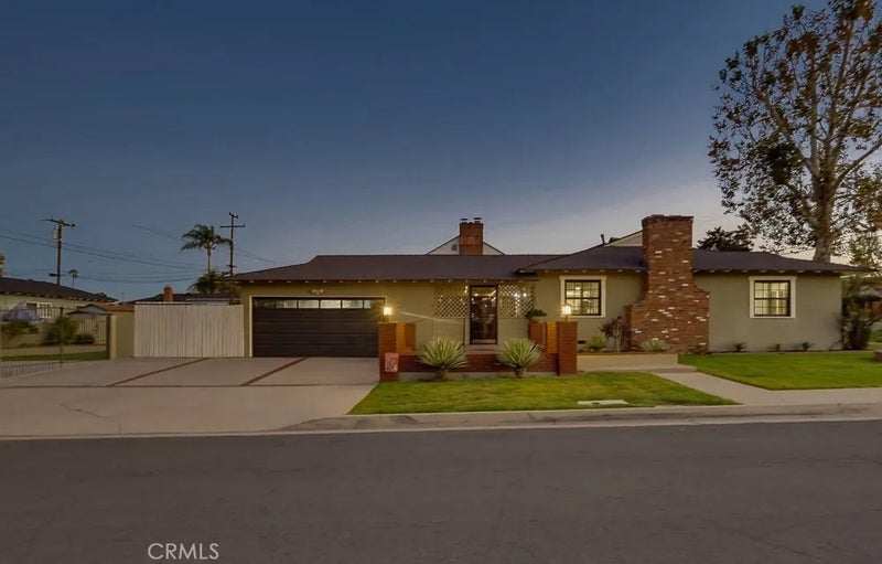 10904 La Mirada Boulevard