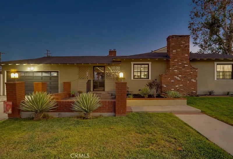 10904 La Mirada Boulevard