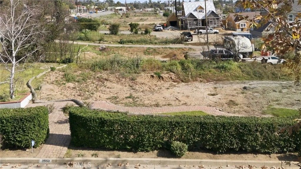 Photo of 2550 Catherine Rd, Altadena, CA 91001 (MLS # CV26035184)