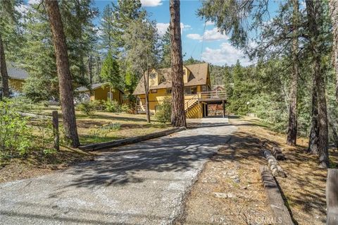 Tiny photo for 2205 Cypress Way, Pine Mountain Club, CA 93222 (MLS # SR26070024)