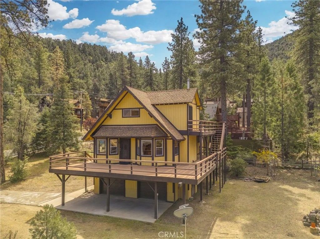 Photo of 2205 Cypress Way, Pine Mountain Club, CA 93222 (MLS # SR26070024)