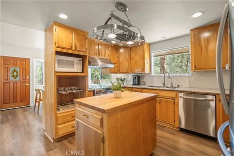 Tiny photo for 2205 Cypress Way, Pine Mountain Club, CA 93222 (MLS # SR26070024)