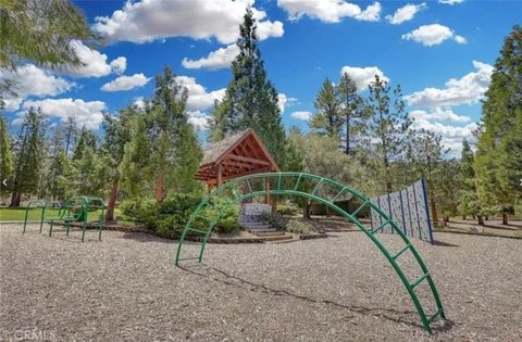 Tiny photo for 2205 Cypress Way, Pine Mountain Club, CA 93222 (MLS # SR26070024)