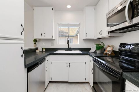 Tiny photo for 11263 Avenida De Los Lobos #D, San Diego, CA 92127 (MLS # 250042677)