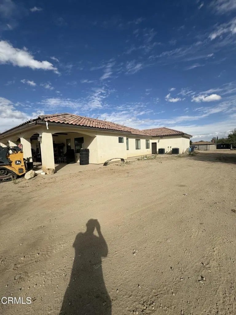 10026 E Avenue S-8