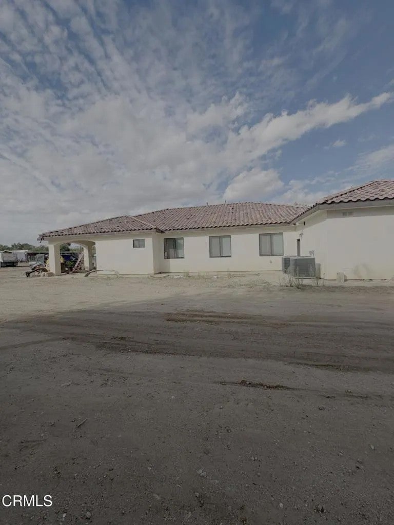 10026 E Avenue S-8