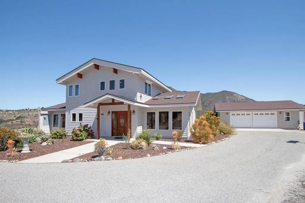 2670 Vista Del Rio