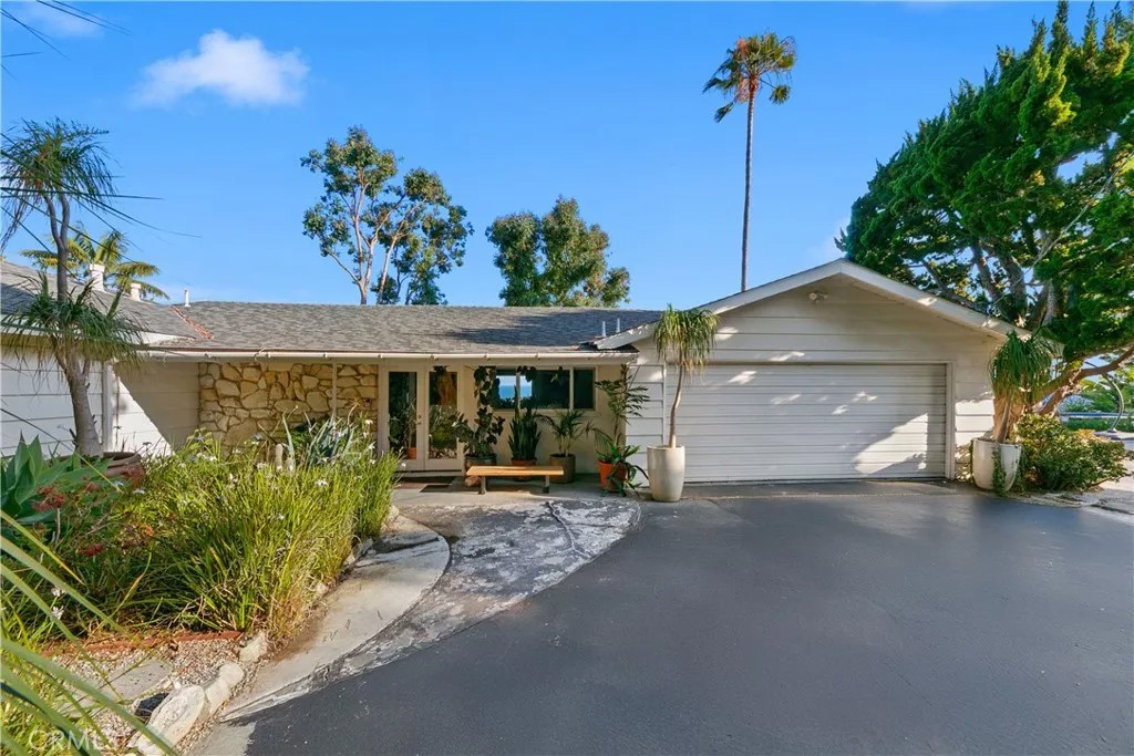 3662 Sweetwater Canyon Drive