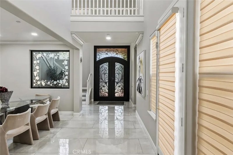5290 Holly Oak Court