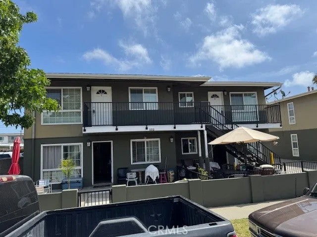 136 E Bay