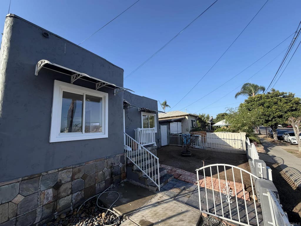 Photo of 3946 Division Street, San Diego, CA 92113 (MLS # 260016381)
