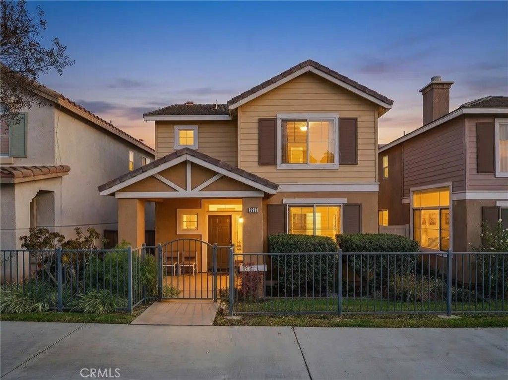 Photo of 2977 Watermount St, Riverside, CA 92501 (MLS # DW26037874)