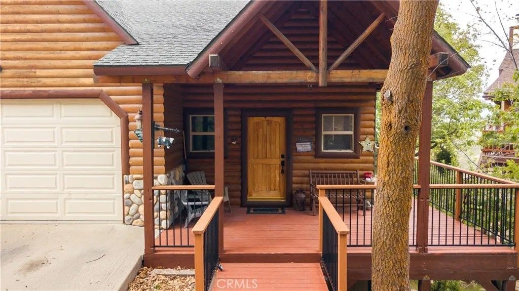 Photo of 28248 Arbon Lane, Lake Arrowhead, CA 92352 (MLS # IV26075494)