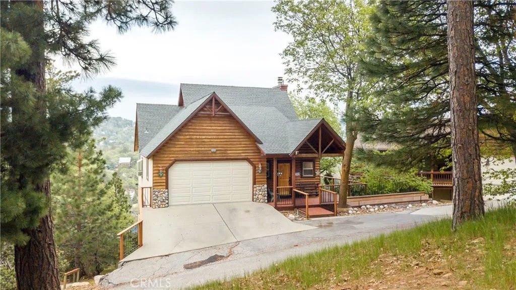 Photo of 28248 Arbon Lane, Lake Arrowhead, CA 92352 (MLS # IV26075494)