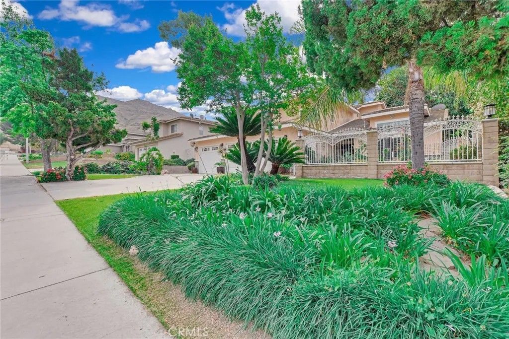 Photo of 22795 Raven Way, Grand Terrace, CA 92313 (MLS # IG26069743)