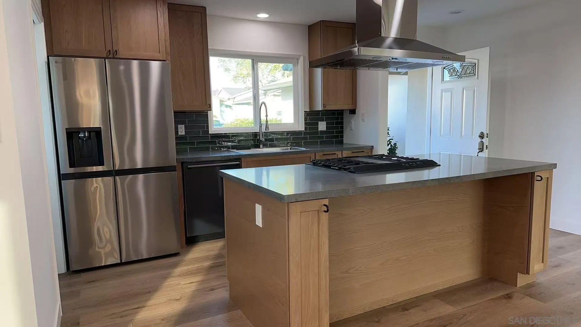 5017 Mount Gaywas Drive