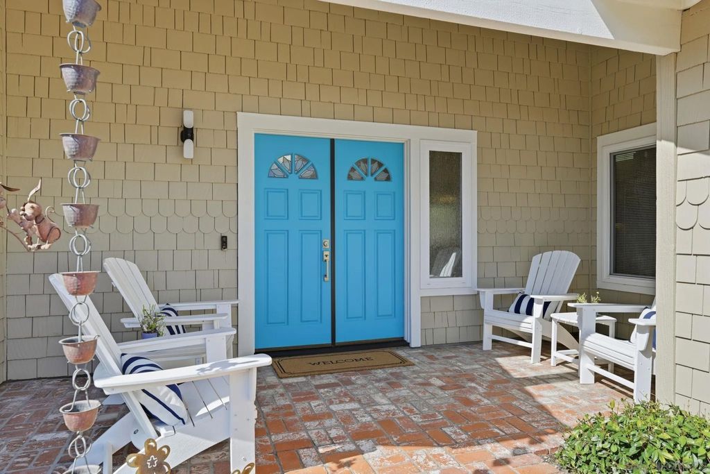 Photo of 2742 Glasgow Dr, Carlsbad, CA 92010 (MLS # 260003210)