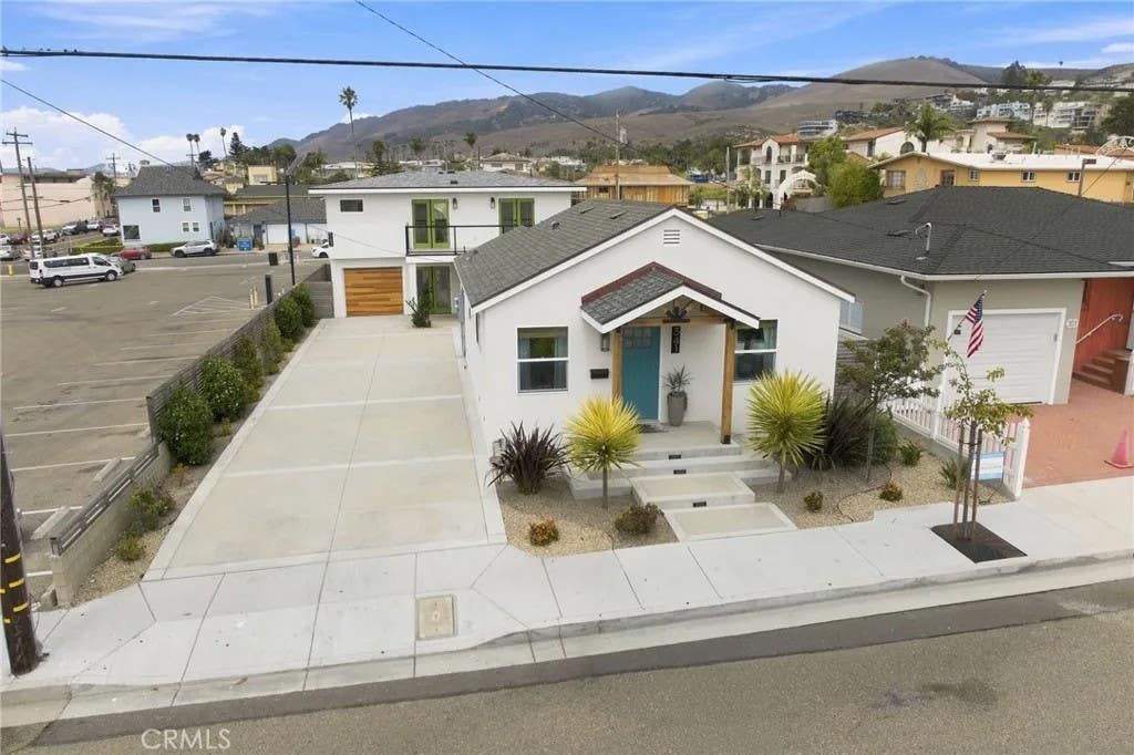Photo of 341 Main ST, Pismo Beach, CA 93449 (MLS # PI26185284)