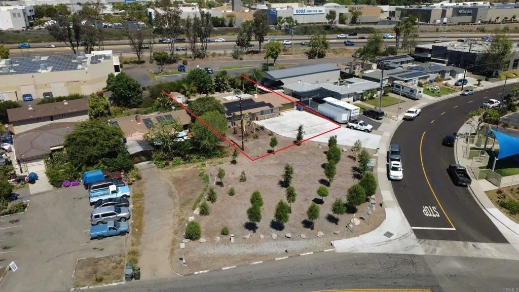 Photo of 2094 Thibodo Ct, Vista, CA 92081 (MLS # NDP2603331)