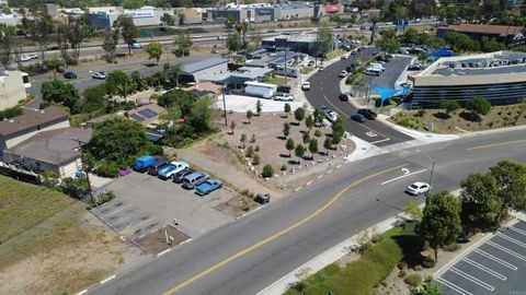 Photo of 2094 Thibodo Ct, Vista, CA 92081 (MLS # NDP2603331)