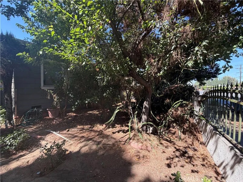 18750 Nordhoff