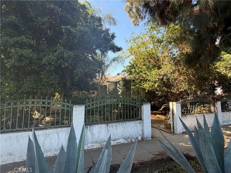 18750 Nordhoff