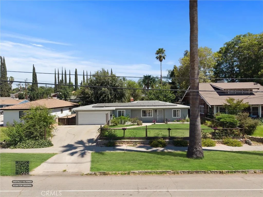 907 W Olive Avenue