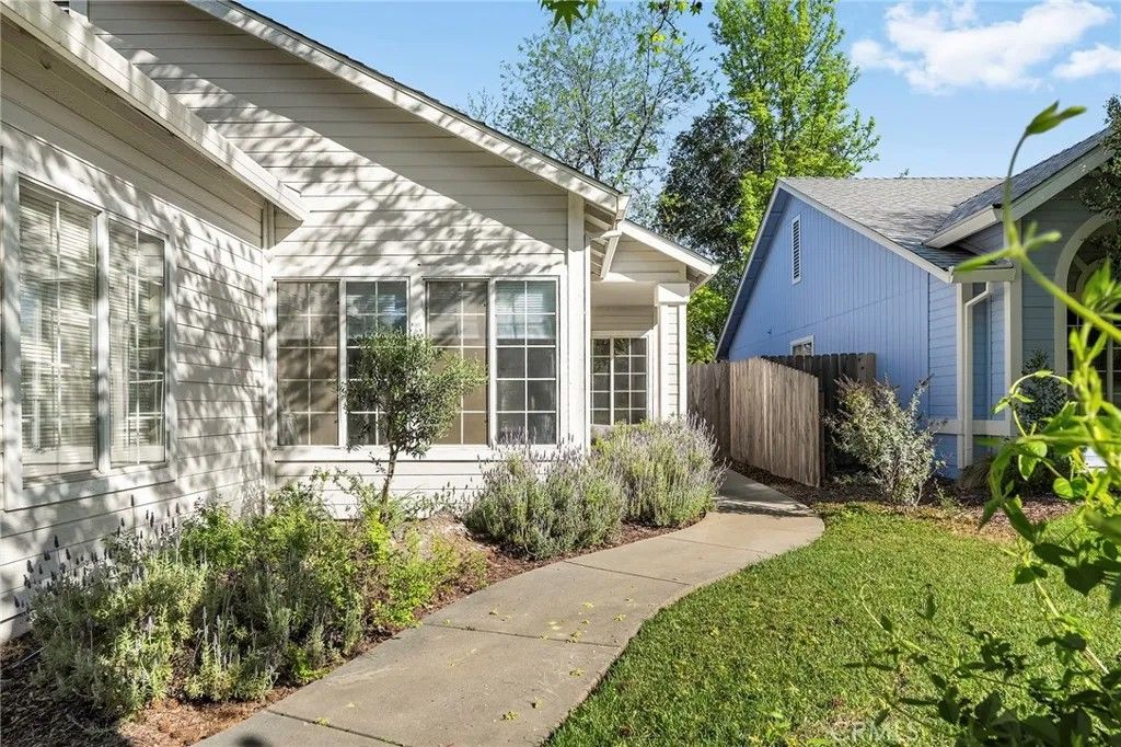 Photo of 1252 Glenshire Lane, Chico, CA 95973 (MLS # SN26059415)
