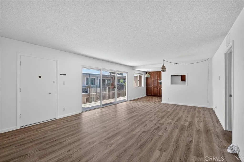 2940 W Carson Street 213