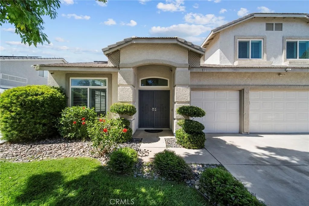 1727 Blackberry Court