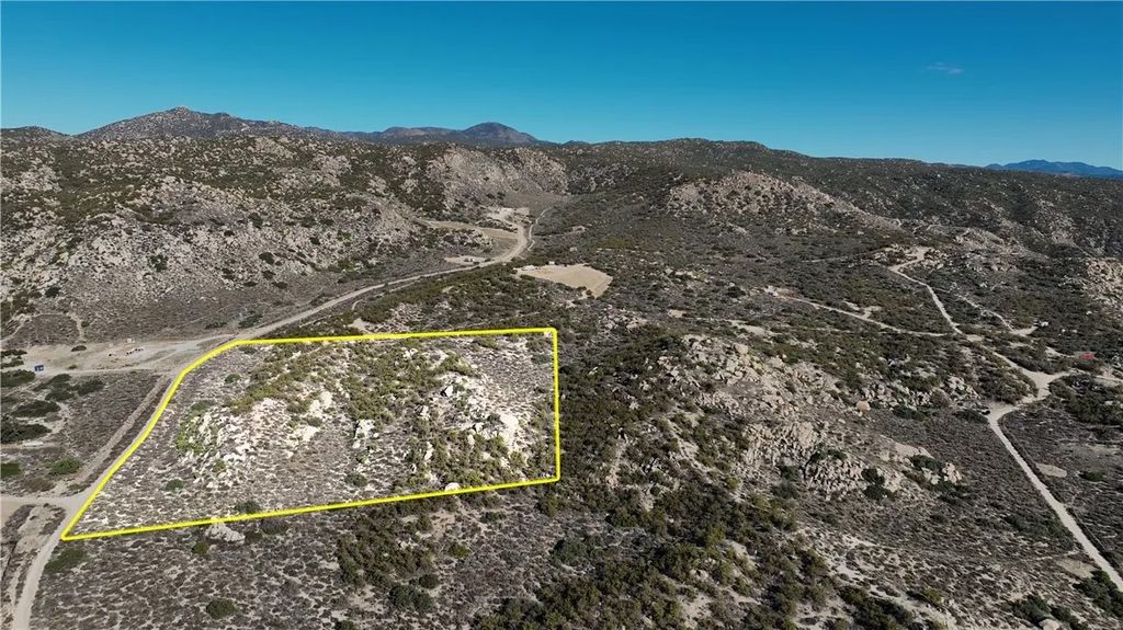 Photo of 2 Silent Valley, Aguanga, CA 92536 (MLS # SW25243616)