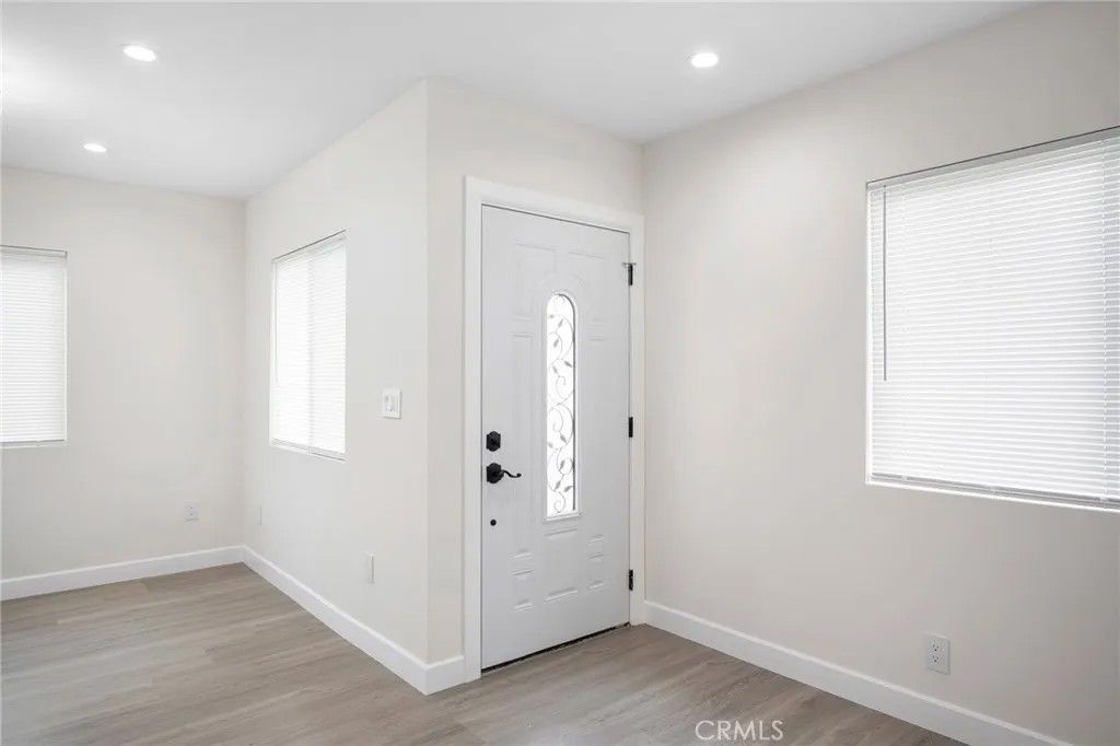 Photo of 7740 Case Avenue, Sun Valley, CA 91352 (MLS # GD26087945)