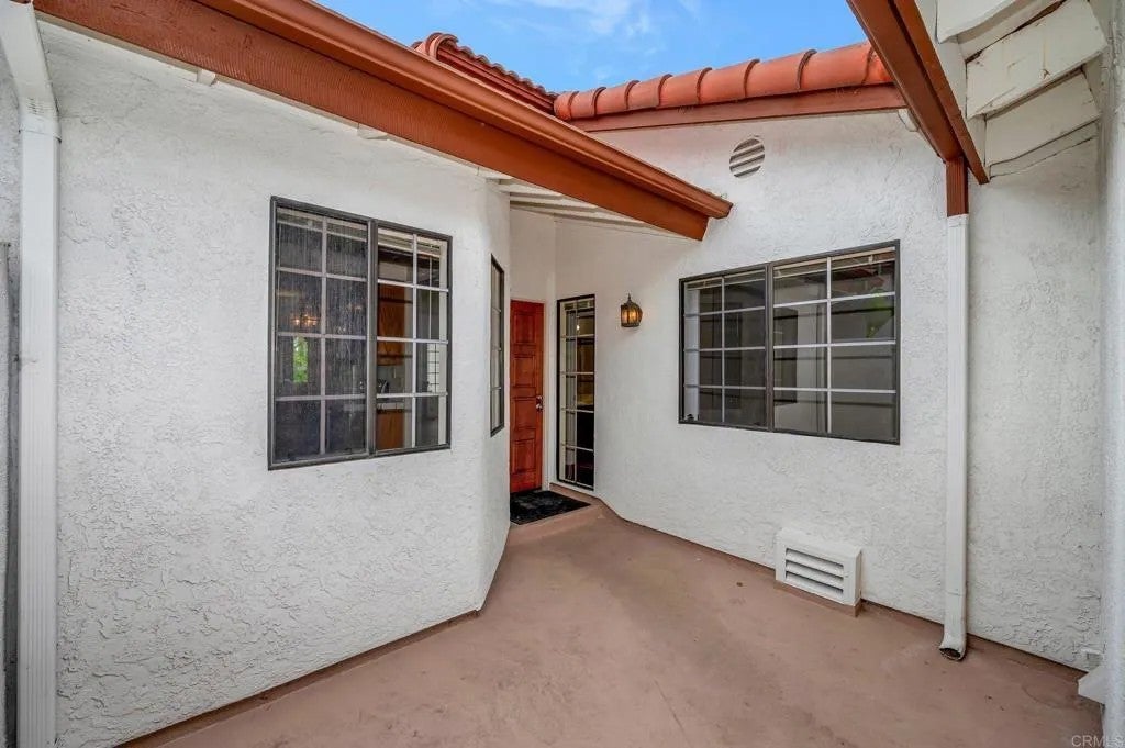 1526 Apache Drive C