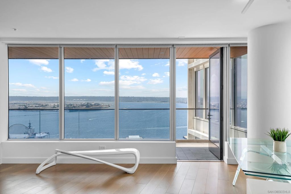 Photo of 888 W E Street #3301, San Diego, CA 92101 (MLS # 2601253)