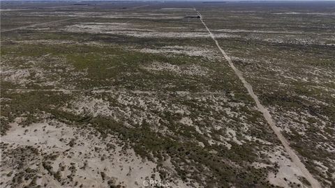 35 Avenue B-4 Lancaster CA 93536