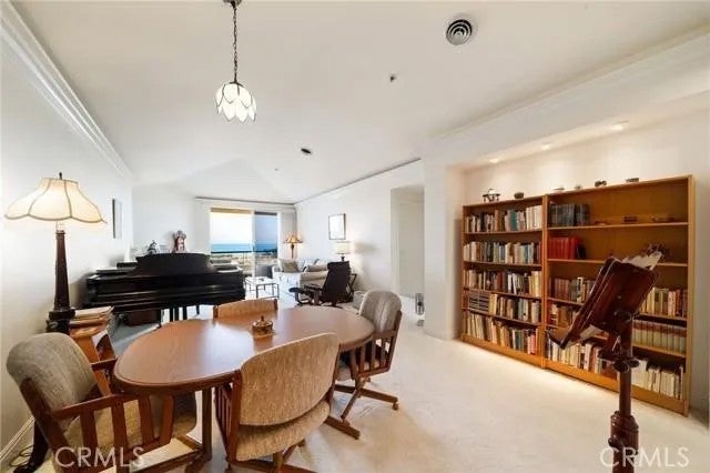 25422 Sea Bluffs 307
