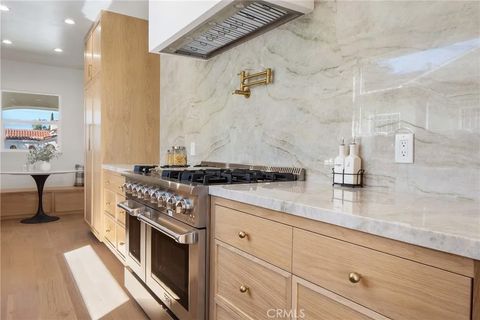 Tiny photo for 3924 Dublin Ave, Leimert Park, CA 90008 (MLS # SB25242976)