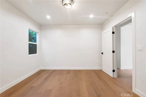 Tiny photo for 3924 Dublin Ave, Leimert Park, CA 90008 (MLS # SB25242976)