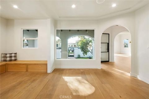 Tiny photo for 3924 Dublin Ave, Leimert Park, CA 90008 (MLS # SB25242976)
