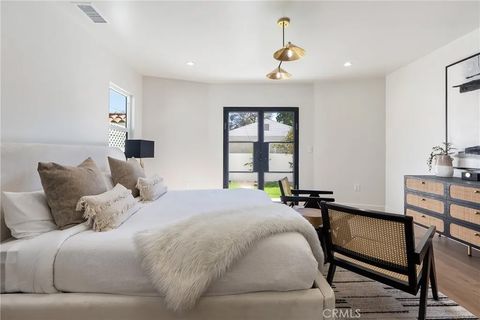 Tiny photo for 3924 Dublin Ave, Leimert Park, CA 90008 (MLS # SB25242976)