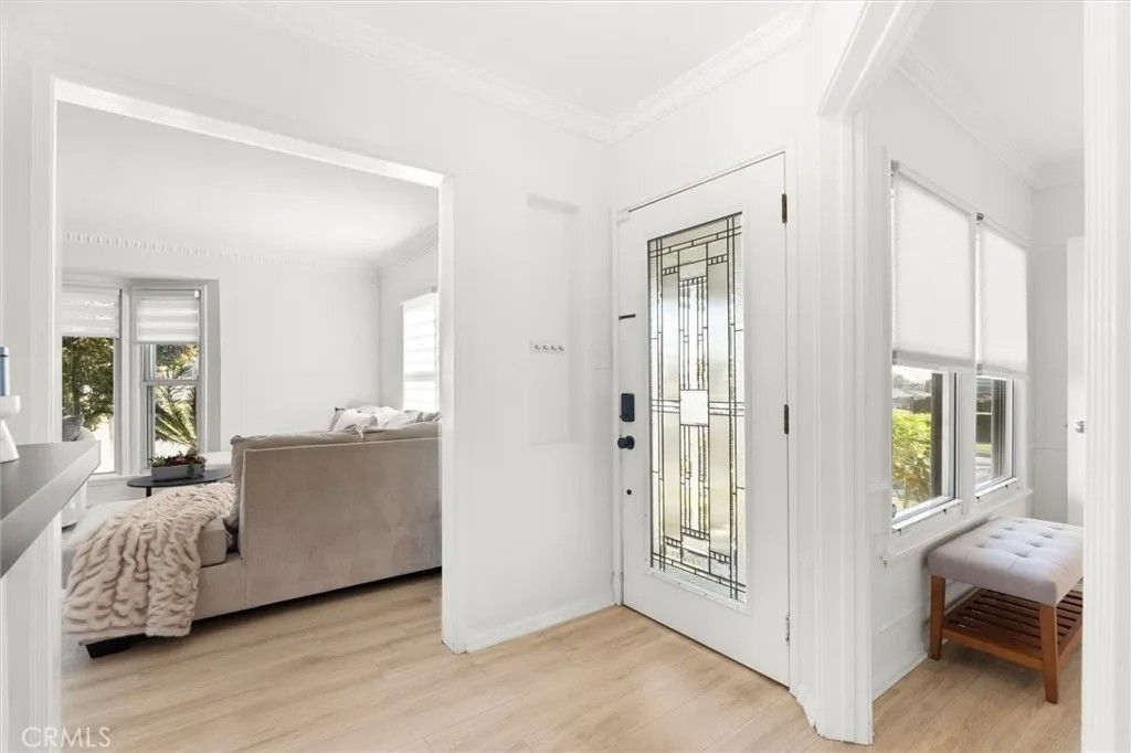 Photo of 10253 S 4th Ave, Inglewood, CA 90303 (MLS # SB25282379)