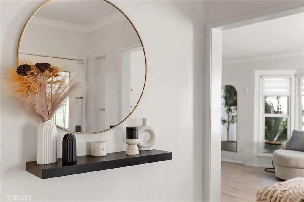 Photo of 10253 S 4th Ave, Inglewood, CA 90303 (MLS # SB25282379)